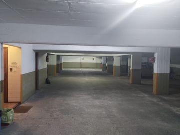 VENTA COCHERA SEGUNDO SUBSUELO CENTRO ASCENSOR