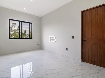 Casa en Fraccionamiento Vía Cumbres