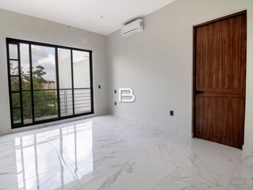 Casa en Fraccionamiento Vía Cumbres