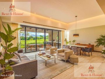 Casa en Venta en Yucatan Country Club, Mérida JL 25-3425.