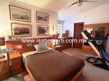 CASA EN VENTA EN JURICA