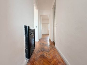 VENTA DPTO 3 AMB C/ DEPENDENCIA BAULERA BALVANERA
