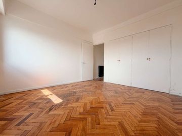 VENTA DPTO 3 AMB C/ DEPENDENCIA BAULERA BALVANERA