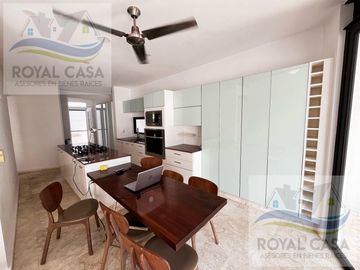 CASA EN VENTA CON ACABADOS DE MARMOL EN  RESIDENCIAL BOSQUES DE BAMBU PLAYA DEL CARMEN