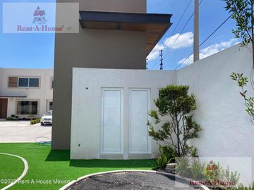 Casa en Venta en San Salvador Tizatlalli Metepec AF 26-630