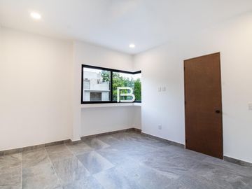 En Venta Casa en Residencial Arbolada Cancún