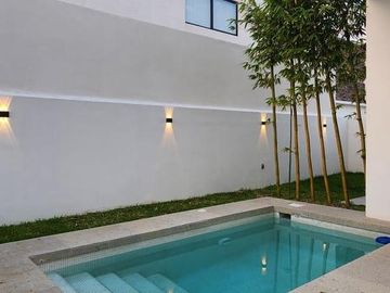 PUNTA TIBURON, Casa en VENTA con alberca y jardin