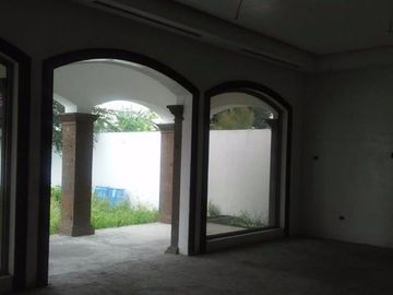 CASA EN OBRA BLANCA EN VENTA LA HERRADURA CARRETERA NACIONAL MONTERREY N L