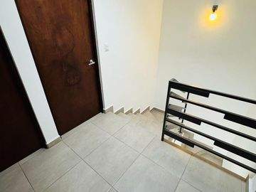 Casa en venta en PORTON DEL VALLE por la antorcha zona norte salida Lagos