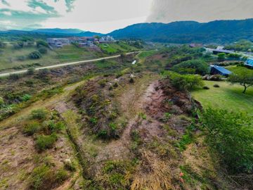 VENTA TERRENO 3.772 m² -  CLUB DE CAMPO LA ALMONA