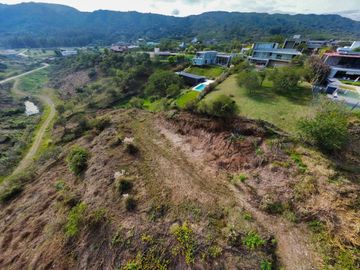 VENTA TERRENO 3.772 m² -  CLUB DE CAMPO LA ALMONA