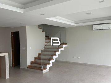 Casa en Residencial Río