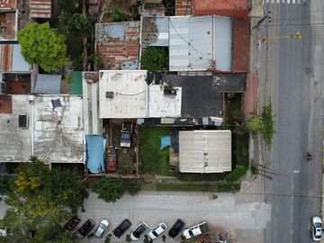 VENTA PROPIEDAD COMERCIAL 402m² SOBRE AV. ILIA