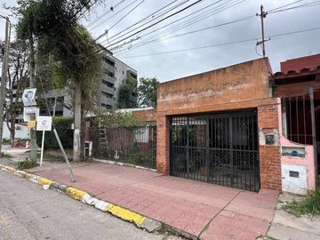 VENTA PROPIEDAD COMERCIAL 402m² SOBRE AV. ILIA