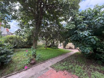 VENTA CASA C/COCHERA ZONA PARQUE SAN MARTIN