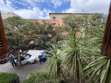 VENTA CASA C/COCHERA ZONA PARQUE SAN MARTIN