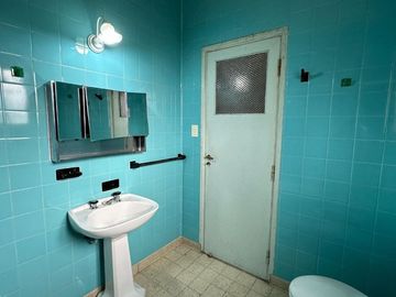 VENTA CASA C/COCHERA ZONA PARQUE SAN MARTIN