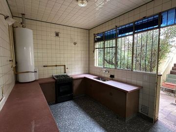 VENTA CASA C/COCHERA ZONA PARQUE SAN MARTIN