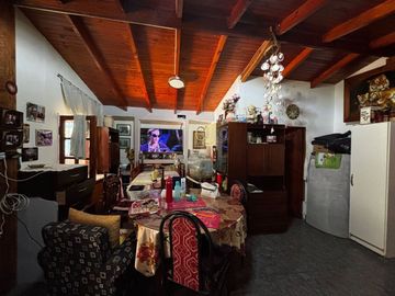 VENTA CASA 3 DORMITORIOS PRE FABRICADA LOS PERALES
