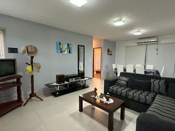 VENTA CASA COUNTRY LAS DELICIAS 3 DORM + PILETA