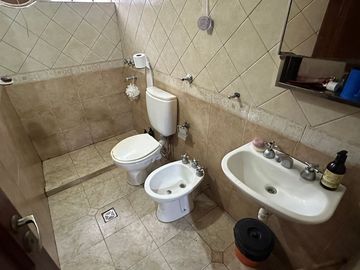 VENTA CASA + DTOS EN B° CIUDAD DE NIEVA