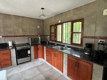 VENTA EXCELENTE PROPIEDAD EN LOS ALISOS