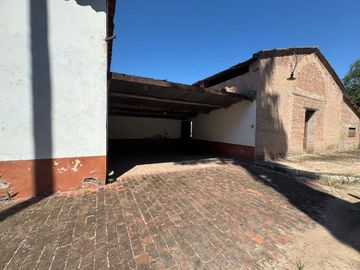 RE/MAX NOA II COMERCIALIZA CASONA EL REMATE -8595M