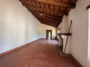 RE/MAX NOA II COMERCIALIZA CASONA EL REMATE -8595M