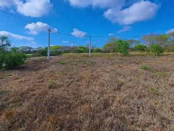 VENTA TERRENO 300m2 EN NUEVO ALISOS