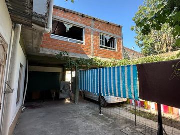 VENTA CASA 268M2 - 10 AMB – EL CARMEN