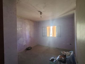 VENTA DE CASA A REFACIONAR B° BALCON, 3 AMBIENTES