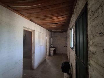 VENTA DE CASA A REFACIONAR B° BALCON, 3 AMBIENTES