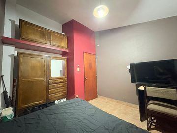 VENTA CASA DUPLEX B° SANTA ANA- PERICO 135M2
