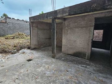 VENTA CASA A TERMINAR - B° SARGENTO CABRAL