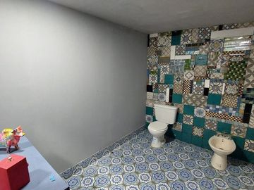 VENTA GALPON DE USOS MULTIPLES 500m2 -  YALA