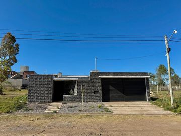 VENTA QUINCHO  367,20 m²  - B° ALTOS DEL ZAPLA