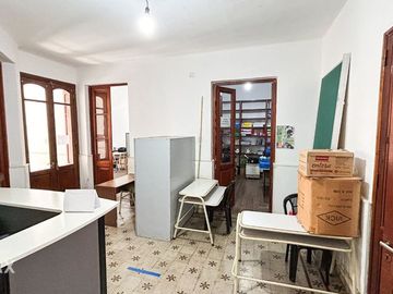 VENTA CASA 6 DORM B°CENTRO