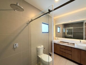 Casa Nueva en Venta Lomas del Dorado