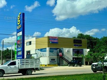 Plaza Comercial en Venta sobre Carretera Federal Playa del Carmen P4540