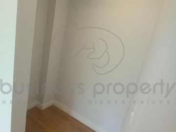 Gran oportunidad Casa dentro de la Sexta Sección de Lomas Verdes