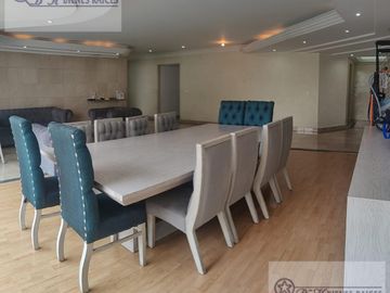 Departamento en Venta, Interlomas Oportunidad, Vista Espectacular para Remodelar