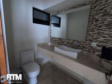 Se VENDE Departamento amueblado en Jacarandas