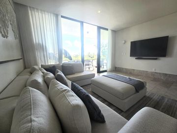 En Venta Departamento Amueblado Kabeeck Puerto Cancun