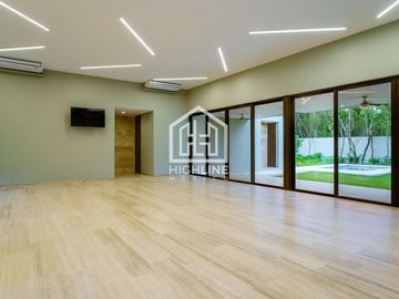 Lote a la venta de 253 m2 en Playa del Carmen en residencial privado
