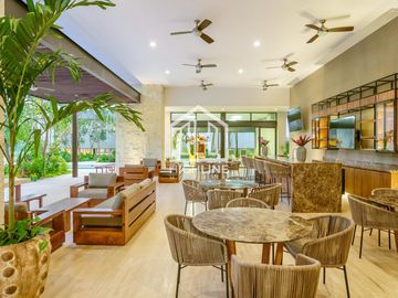 Lote a la venta de 253 m2 en Playa del Carmen en residencial privado