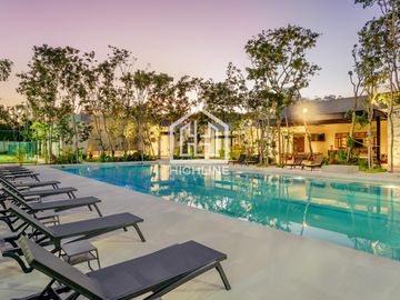 Lote a la venta de 253 m2 en Playa del Carmen en residencial privado