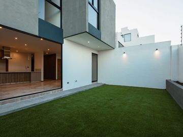 SE VENDE CASA A ESTRENAR EN SAN ANGEL IV