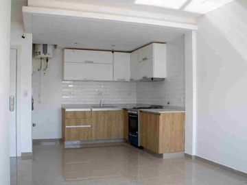 VENTA DEPARTAMENTO 3 AMBIENTES RAMOS con COCHERA