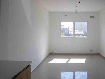 VENTA DEPARTAMENTO 3 AMBIENTES RAMOS con COCHERA