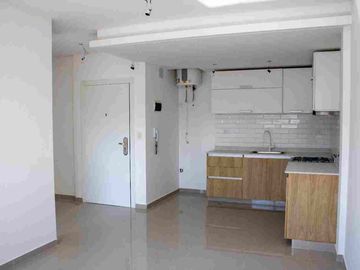 VENTA DEPARTAMENTO 3 AMBIENTES RAMOS con COCHERA